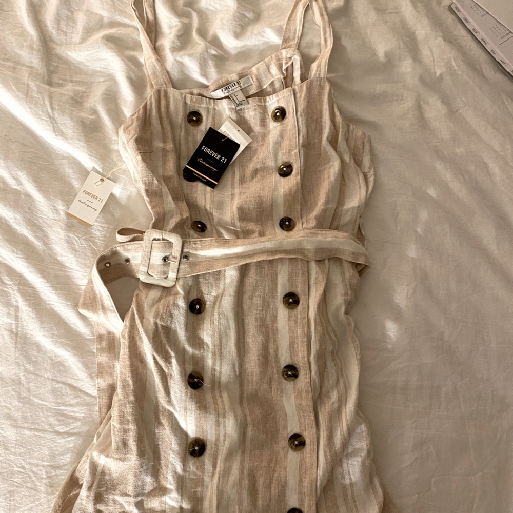 Forever 21 Mini dress